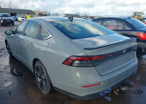 2024 Honda Accord Hybrid Sport z USA, uszkodzony, nr VIN 1HGCY2F57RA079406